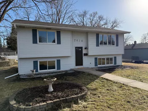 2416 14th Ave E, North Saint Paul, MN 55109