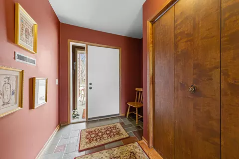 1114 Maple St S, Northfield, MN 55057 photo 3