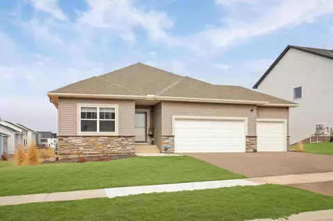 7107 184th St W, Lakeville, MN 55044