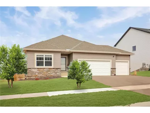 7107 184th St W, Lakeville, MN 55044