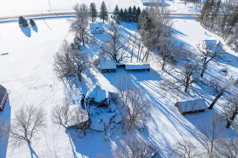 12295 Wilton Bridge Rd, Waseca, MN 56093