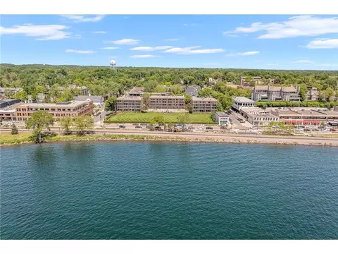 540 Indian Mound St #3A, Wayzata, MN 55391