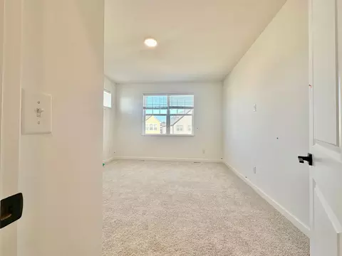 Bedroom - 20148 68th Ave, Corcoran, MN 55340 photo 1 of 3