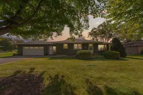 2335 4th St NW, Faribault, MN 55021