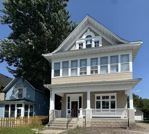 2221 Bloomington Ave, Minneapolis, MN 55404