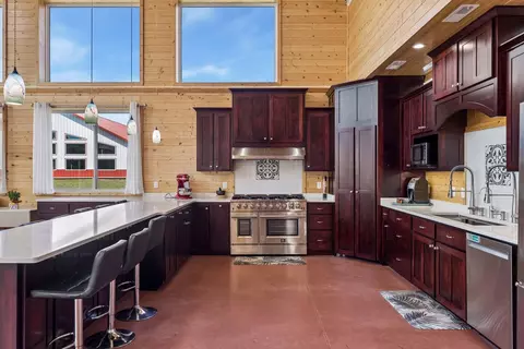 Kitchen - 525 233rd St, Baldwin, WI 54002 photo 2 of 6