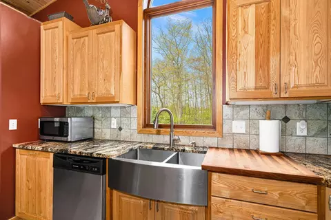Kitchen - 76100 Maple Rd, Willow River, MN 55795 photo 3 of 5