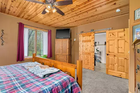 Bedroom - 76100 Maple Rd, Willow River, MN 55795 photo 2 of 5