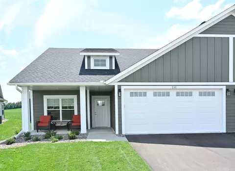 402 Ford St E, Northfield, MN 55057