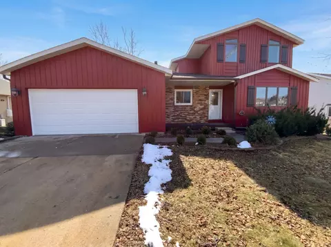 510 24th St SW, Rochester, MN 55902