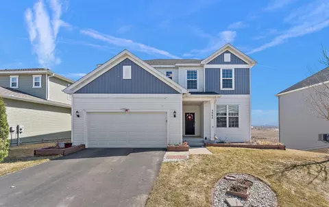 3906 112th Cir NE, Blaine, MN 55449