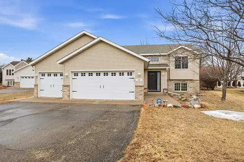 105 Iris Ln NE, Saint Joseph, MN 56374