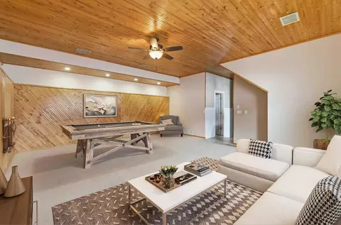 Living - 414 SE 14th St, Brainerd, MN 56401 photo 4 of 5