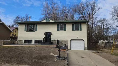 Exterior - 414 SE 14th St, Brainerd, MN 56401 photo 2 of 2