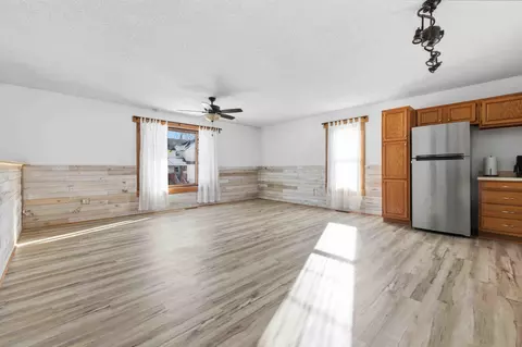 Living - 414 SE 14th St, Brainerd, MN 56401 photo 1 of 5