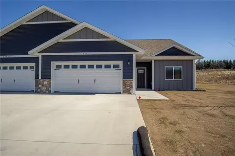 3357 Iris Dr, Eau Claire, WI 54703