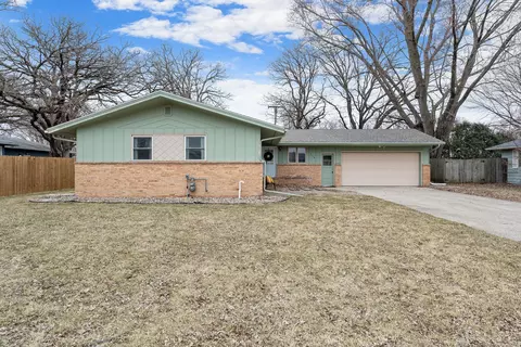 714 South St, Owatonna, MN 55060