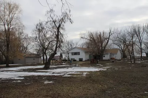 Exterior - 33198 540th Ave, Alberta, MN 56207 photo 6 of 19