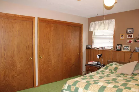 Bedroom - 33198 540th Ave, Alberta, MN 56207 photo 4 of 9