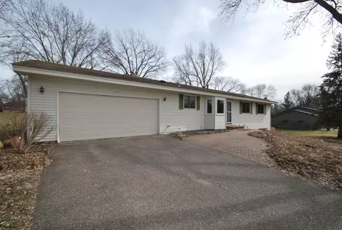 1901 Yorkshire Ave S, Hopkins, MN 55305
