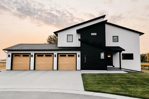 1836 Indigo Trl, Mankato, MN 56001
