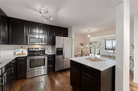 48 Groveland Ter #B307, Minneapolis, MN 55403