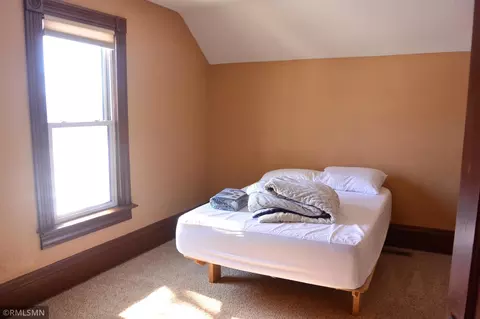 Bedroom - 707 Ford Ave N, Glencoe, MN 55336 photo 3 of 4