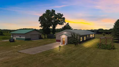 14934 103rd St, Little Falls, MN 56345