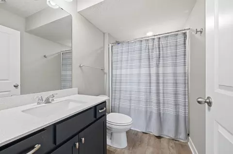 Bath - 1541 Freedom Ln, Delano, MN 55328 photo 1 of 3