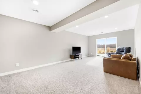 Living - 1541 Freedom Ln, Delano, MN 55328 photo 3 of 4