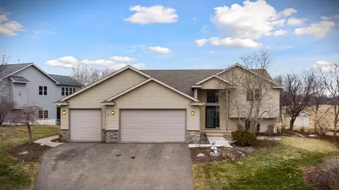 1040 Preserve Blvd, Young America, MN 55397