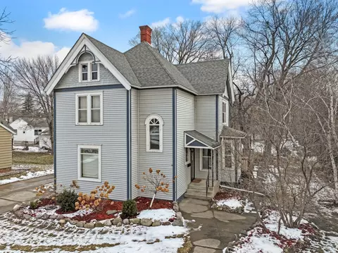 406 W Marshall St, Marshall, MN 56258