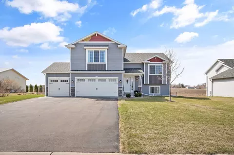 904 Palm Cir, Annandale, MN 55302