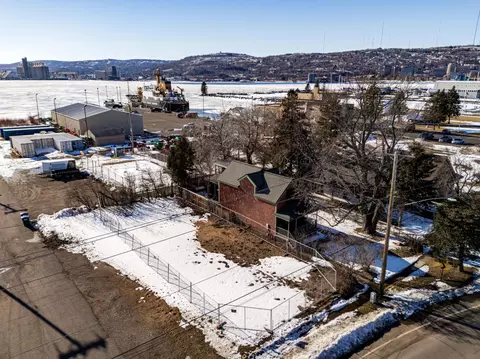 1239 Minnesota Ave, Duluth, MN 55802 photo 2