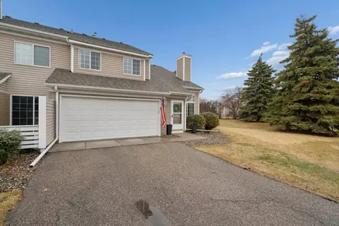 5955 Wedgewood Ln N #66, Plymouth, MN 55446
