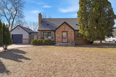 5535 Colfax Ave N, Brooklyn Center, MN 55430