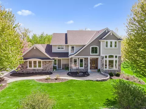 195 Prairie Creek Rd, Medina, MN 55340