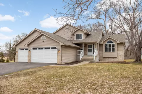 3535 Jidana Ln, Minnetonka, MN 55345