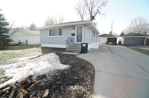 2308 Maiden Ln, Columbia Heights, MN 55421
