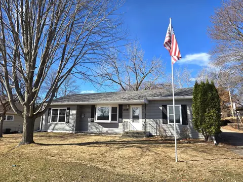 305 3rd Ave N, Sartell, MN 56377