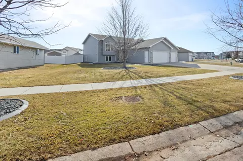 Exterior - 4512 44th St S, Fargo, ND 58104 photo 7 of 7