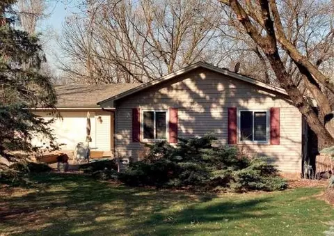 15016 Stevens Ave S, Burnsville, MN 55306