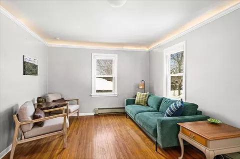Living - 116 E Wabasha St, Duluth, MN 55803 photo 1 of 1