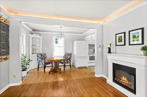 Dining - 116 E Wabasha St, Duluth, MN 55803 photo 1 of 1