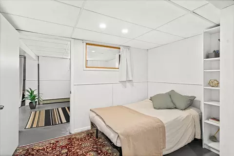 Bedroom - 116 E Wabasha St, Duluth, MN 55803 photo 6 of 6