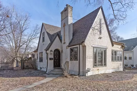 300 E Diamond Lake Rd, Minneapolis, MN 55419