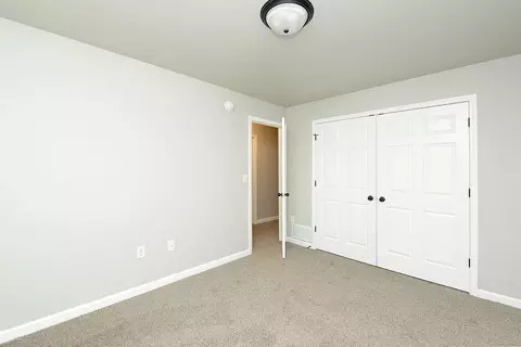 Bedroom - 153 Pine Ave, Mapleton, ND 58059 photo 5 of 6