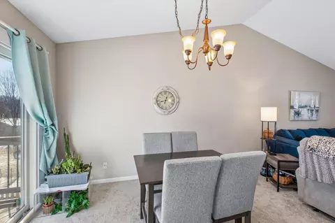 Dining - 3582 Baltic Ave, Eagan, MN 55122 photo 1 of 3