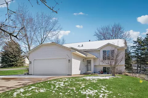 3582 Baltic Ave, Eagan, MN 55122