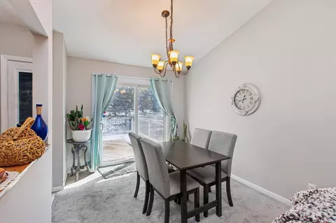 Dining - 3582 Baltic Ave, Eagan, MN 55122 photo 2 of 3
